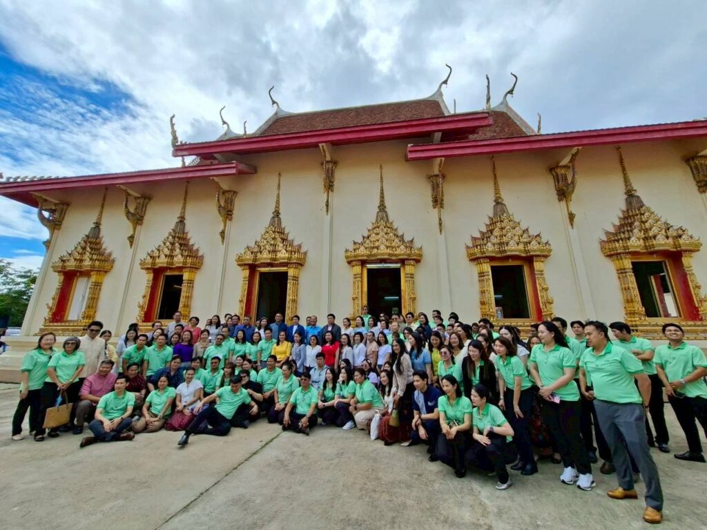 กิจกรรมทอดผ้าผ่าประจำปีของสำนักงาน คปภ. 2568