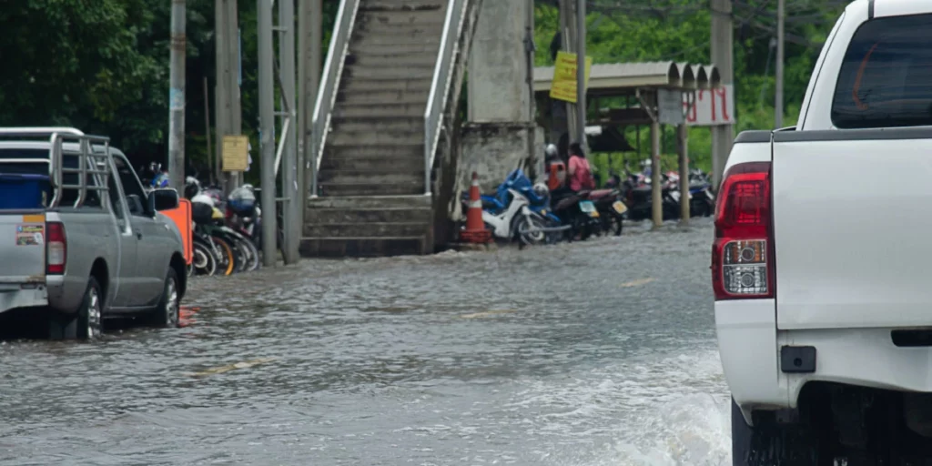กรณีที่บริษัทรับเคลมประกัน กรณีรถน้ำท่วม